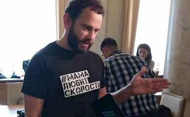 Мама не любить швидкість: майно Дубінського арештували