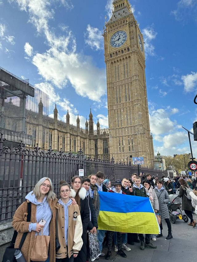 Діти військовослужбовців з Київщини здійснили двотижневу подорож до Великобританії (фото)