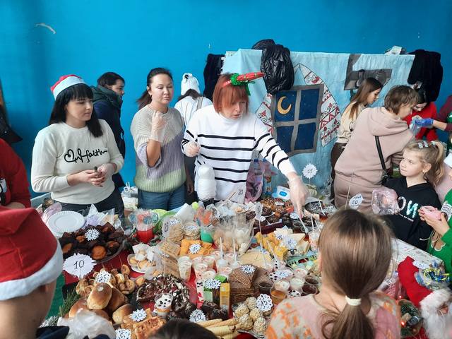 В Василькове открыли резиденцию Святого Николая и угощались вкусностями