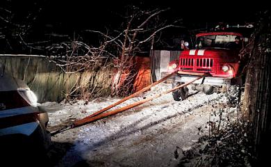 ГСЧС Обуховщины трижды за выходные спасали "скорые" из ледяных ловушек