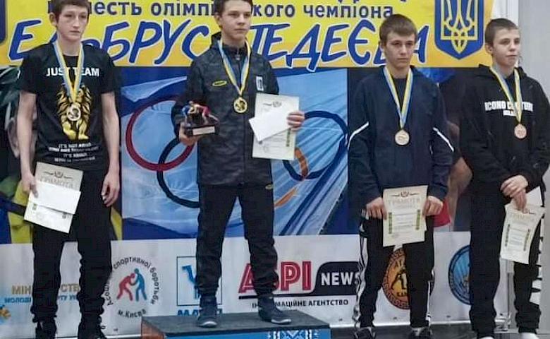 Обуховские борцы приняли участие Всеукраинском турнире по вольной борьбе в честь Эльбруса Тедеева