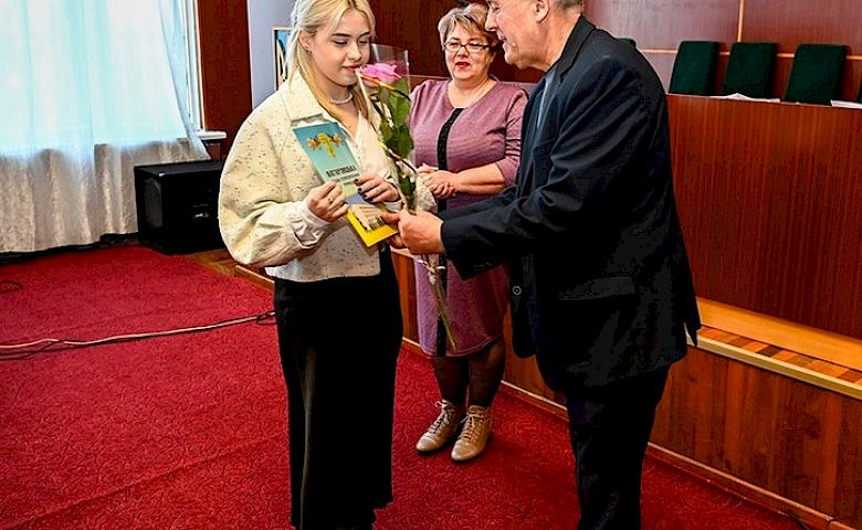 В Кагарлыке наградили лауреатов художественной премии