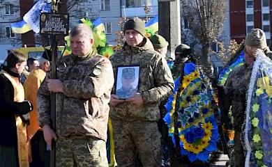 Обухів попрощався з бійцем: не пережив загибель брата