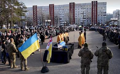 Обухівська громада провела в останню путь загиблого бійця
