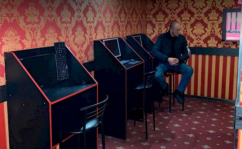 Правоохранители прекратили деятельность 7 игорных заведений в Обухове и Белой Церкви