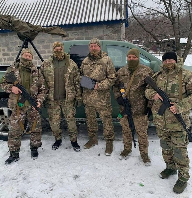 Кагарлыкские аграрии передали планшеты защитникам