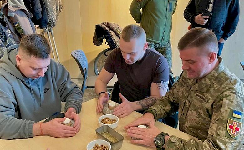 Владельцев крафтовой пекарни "Витач" отметили благодарностью за благотворительность