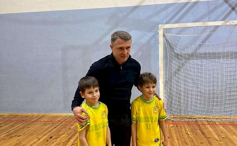 Відомий футболіст Сергій Ребров завітав на тренування юних спортсменів Обухівщини