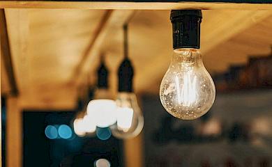 Стало известно где в ближайшие дни будут отключать свет на Обуховщине