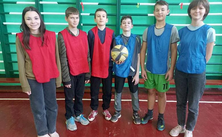 В освітніх закладах Обухівщини відбувся І етап Всеукраїнської шкільної ліги (фото)