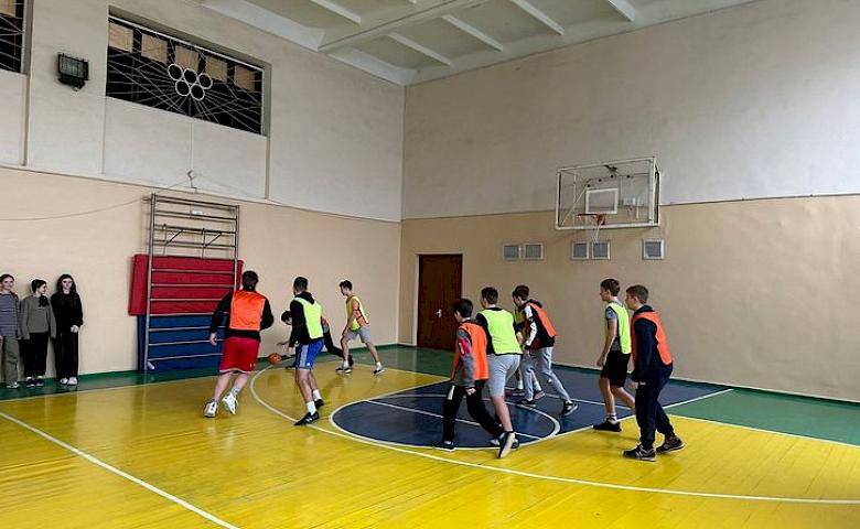 В освітніх закладах Обухівщини відбувся І етап Всеукраїнської шкільної ліги (фото)