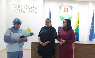 Маме Героя из Обуховщины вручили посмертную награду сына
