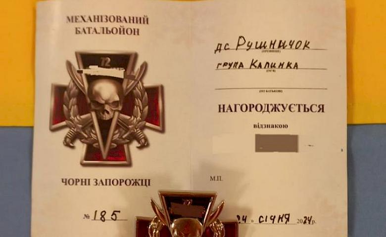 Воспитанники обуховского садика получили подарки от военных (видео)
