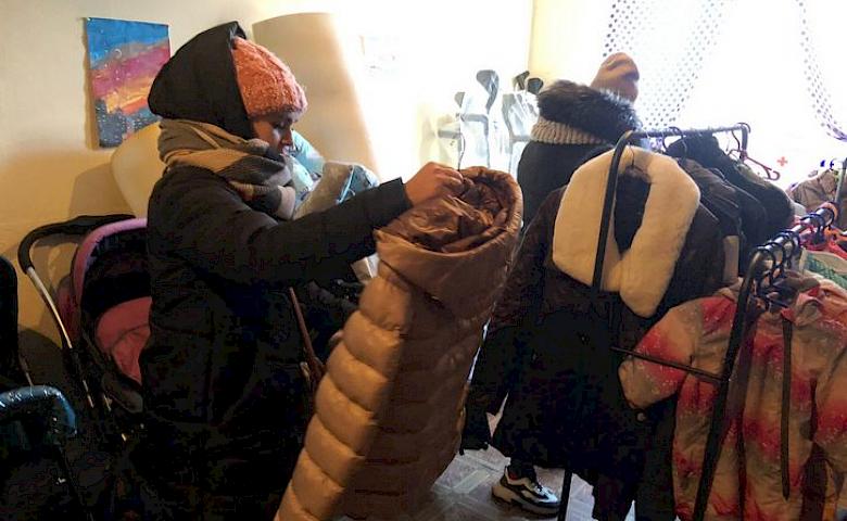 В Обухові працює банк одягу: хто може звернутись