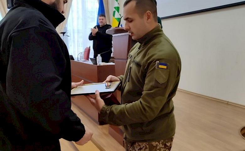 Защитников из Украинки отметили государственными наградами: одного из них - посмертно