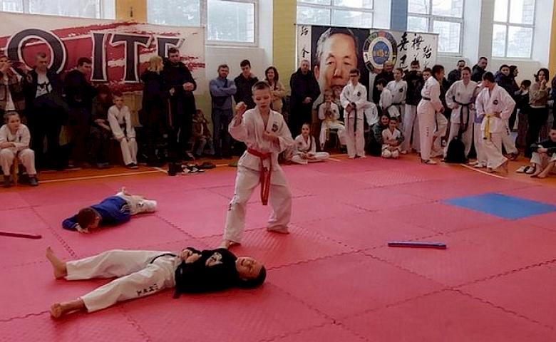 Обухівські таеквондисти вдало виступили на чемпіонаті Київської області