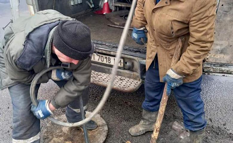 Столичні комунальники врятували кагарлицьких колег