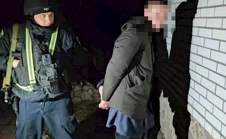 Дважды пытался влезть в один и тот же дом: полиция задержала воришку