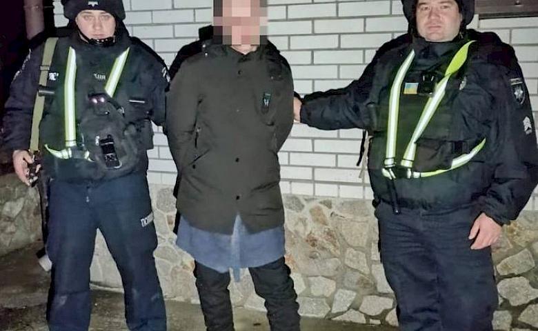 Дважды пытался влезть в один и тот же дом: полиция задержала воришку