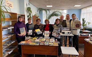 Обухівська бібліотека отримала нові україномовні книги