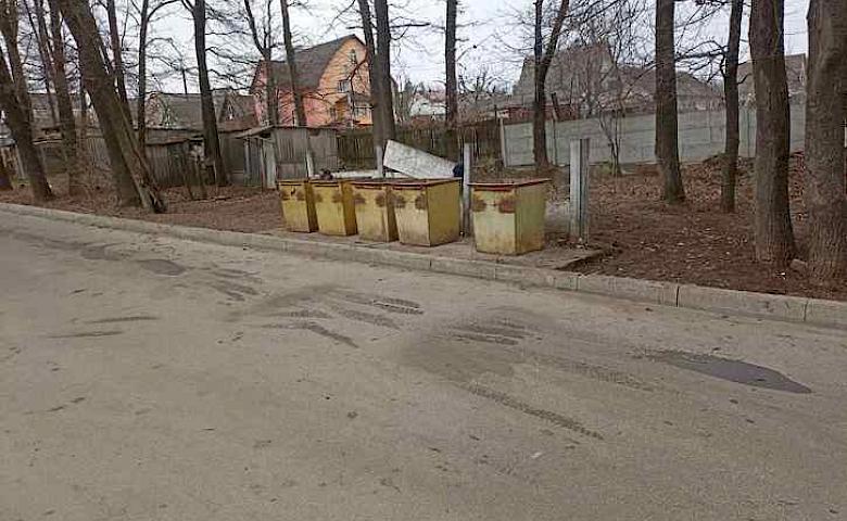 Богуславские коммунальщики жалуются на стихийные свалки