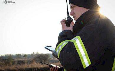 Помощь нужна не только людям: чрезвычайники спасли хвостатого жителя Обуховщины