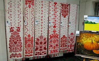 Обуховский шитый рушник представили на выставке искусства во Львове