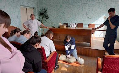 Учні Обухівської громади навчаються домедичної допомоги