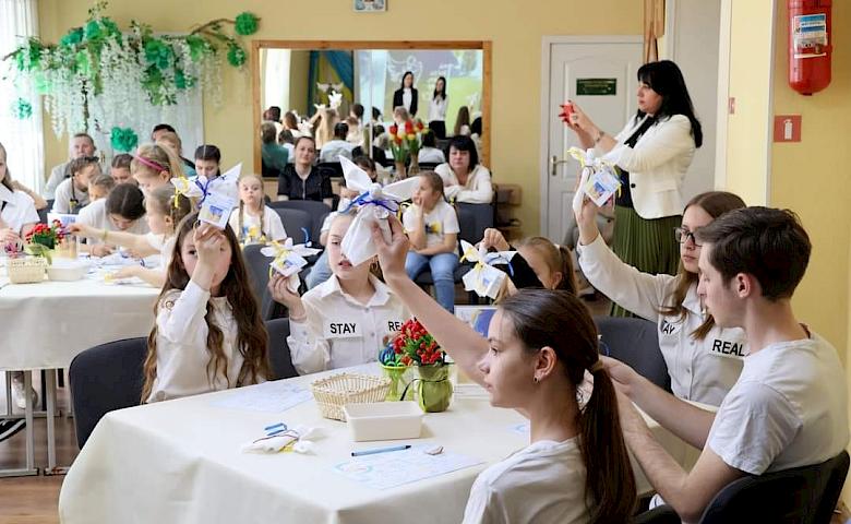Школярі Обухівщини зібрали понад 50 тисяч на дрони (фото)