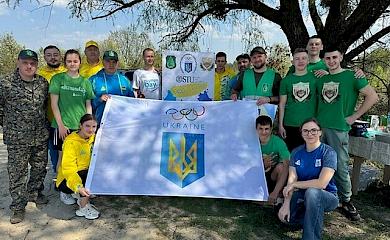 Спортсмены-олимпийцы высаживали лес на Обуховщине (фото)