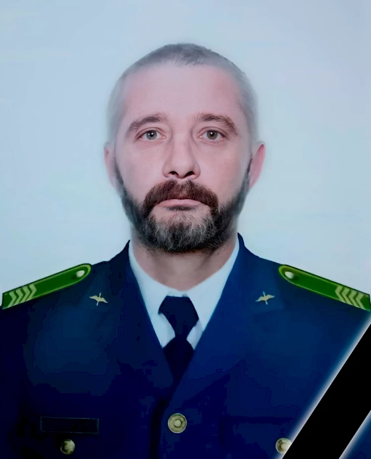 Навіть небо плакало: до небесного війська доєднався багатодітний батько з Обухова