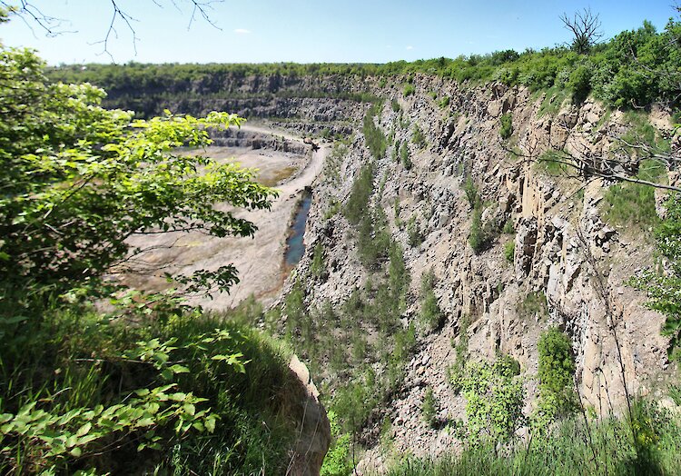 Закинутий кар'єр біля Білої Церкви - місце, де варто побувати
