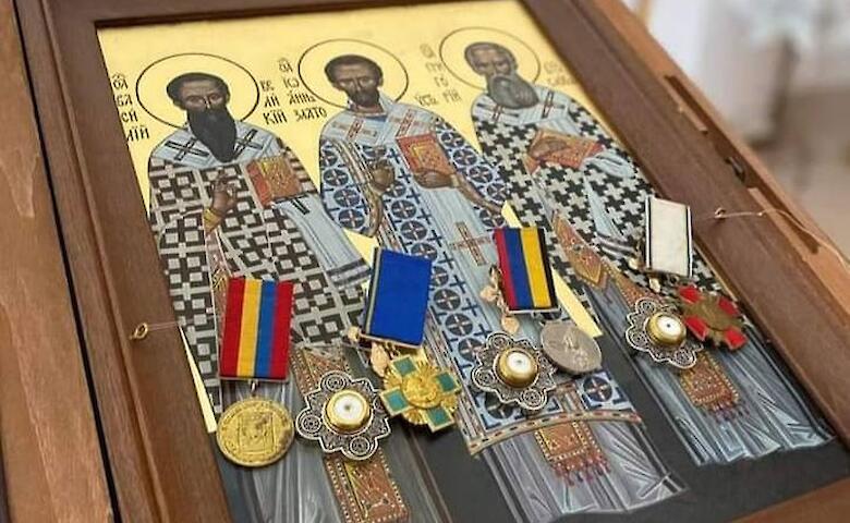 В церкви на Обуховщине представят иконы написанные и освященные на Афоне