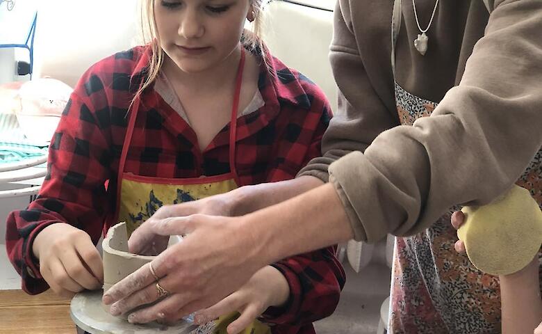 У Ржищеві розпочались воркшопи з гончарства: набирають групу на червень