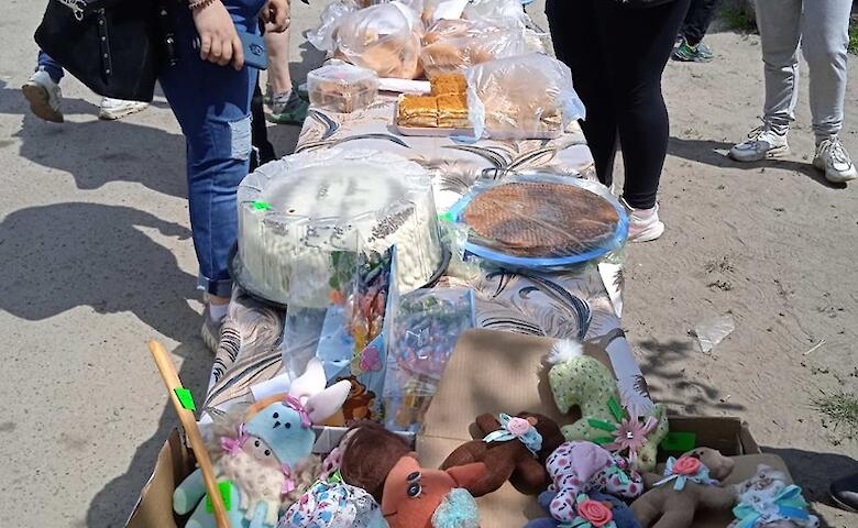 Школьники Обуховской громады организовали ярмарку в поддержку ВСУ