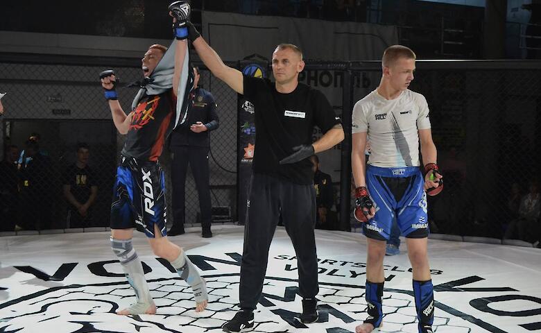 Обухівські спортсмени вдало виступили на Чемпіонаті ММА (фото, відео)