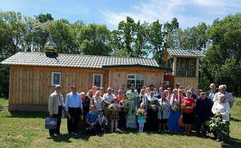 Трипілля: з поля до саду святої родини - історія храму та його настоятеля