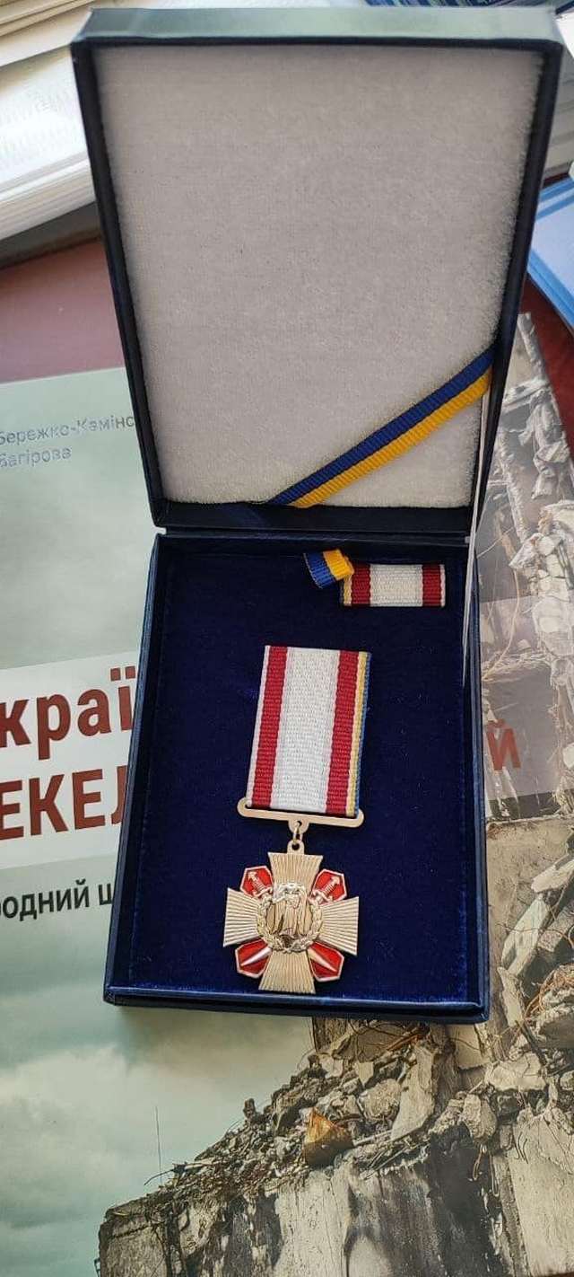 Рідним "Привидів Києва" вручили їх посмертні нагороди