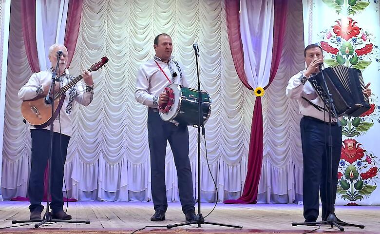 Творческие коллективы Обуховщины подтвердили почетные звания