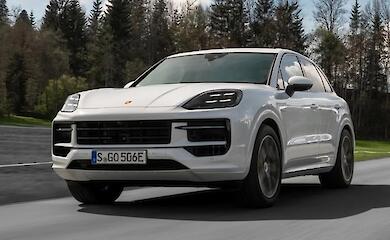 Інноваційність у деталях: огляд технологічних вдосконалень в Cayenne E-Hybrid