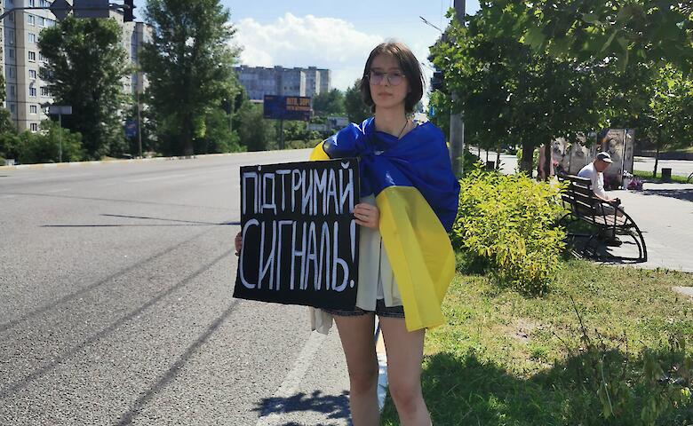 Не мовчи, полон вбиває: в Обухові пройшов мітинг в підтримку українських військовополонених
