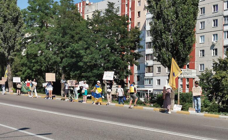 Не мовчи, полон вбиває: в Обухові пройшов мітинг в підтримку українських військовополонених