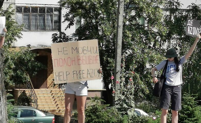 Не мовчи, полон вбиває: в Обухові пройшов мітинг в підтримку українських військовополонених