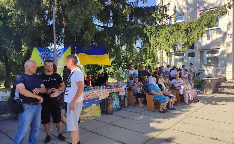 На ярмарке в Германовке собрали 90 тысяч гривен на ВСУ