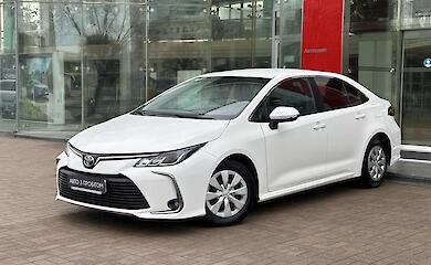 Купити автомобіль з пробігом від Toyota
