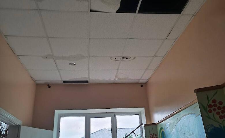Ураган повредил кровлю в одном из лицеев Обуховской громады