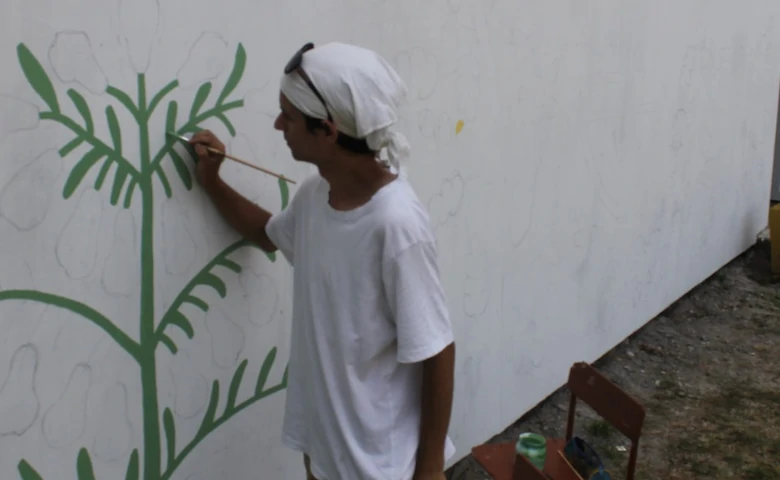 Художник из Триполья создал мурал на Подолье