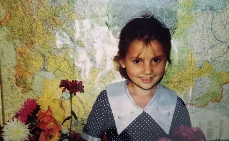 Звезда «Поймать Кайдаша» показала архивные детские фото