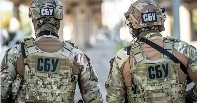 Дві церкви, два світи: підтримки забагато не буває