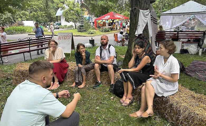 Гончары из Обуховщины приняли участие в инклюзивном фестивале «Файно без рамок»